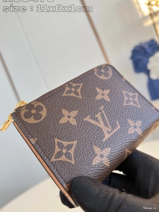Affordable Noa Vuitton Compact Wallet-11*8.5*1.5CM Louis 0730